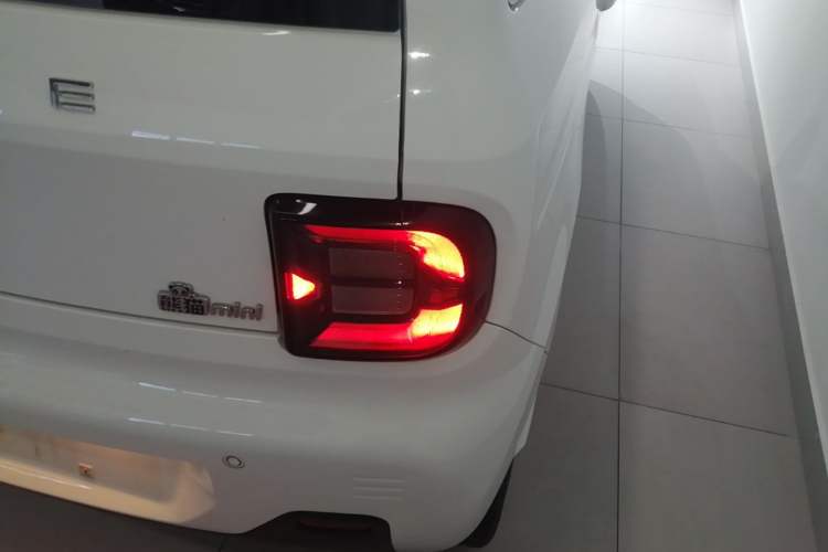 Used Geely Galaxy Panda 2023 Panda Mini 200km Dynamic Bear Exterior 3