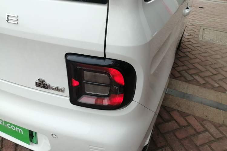 Used Geely Galaxy Panda 2023 Panda Mini 200km Endurance Bear Exterior 3