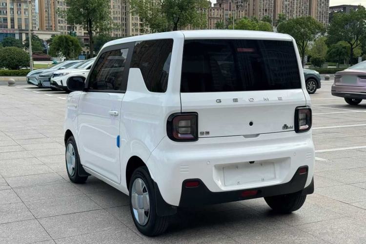 Used Geely Galaxy Panda 2023 Panda Mini 200km Endurance Bear Exterior 3