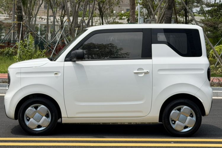 Used Geely Galaxy Panda 2023 Panda Mini 200km Endurance Bear Exterior 3