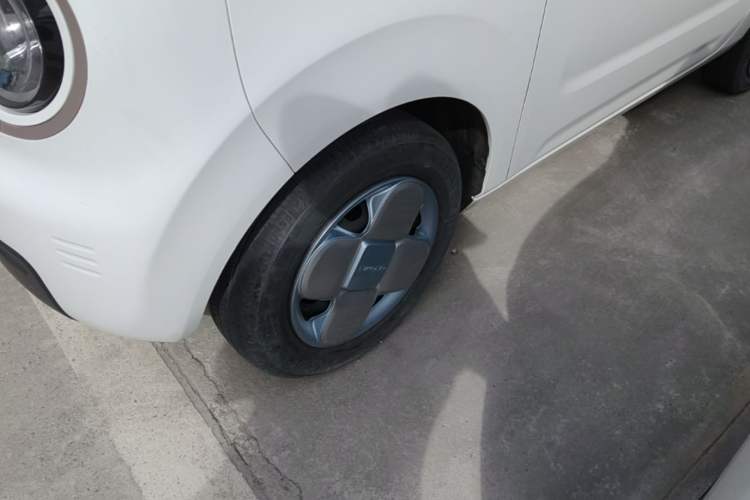 Used Geely Galaxy Panda 2023 Panda Mini 200km Endurance Bear Exterior 4