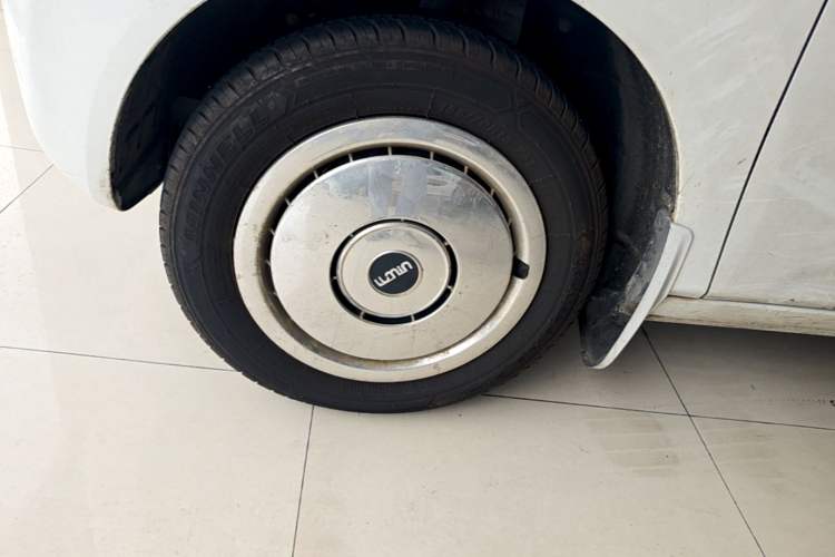 Used Geely Galaxy Panda 2023 Panda Mini 200km Endurance Bear Exterior 4