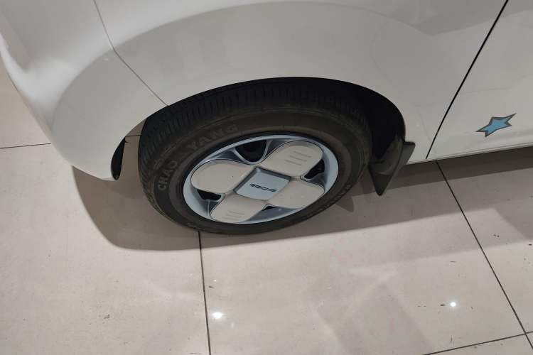 Used Geely Galaxy Panda 2023 Panda Mini 200km Endurance Bear Exterior 4