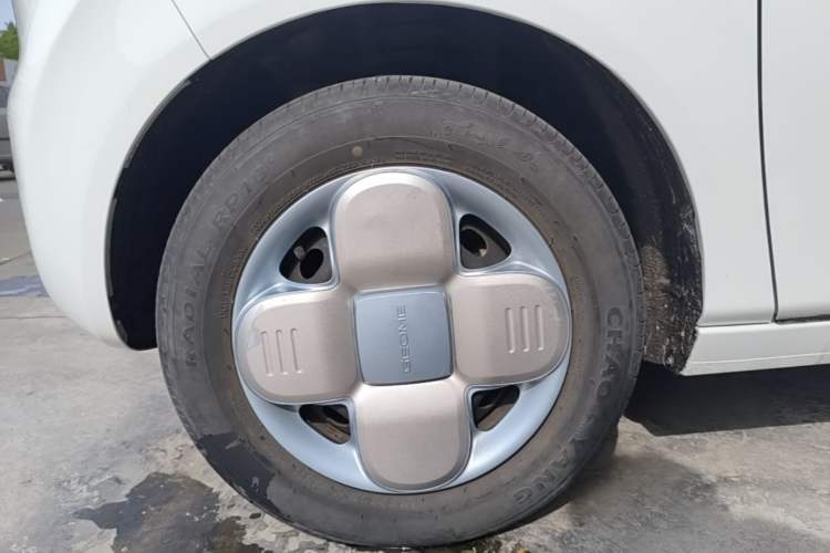 Used Geely Galaxy Panda 2023 Panda Mini 200km Endurance Bear Exterior 4