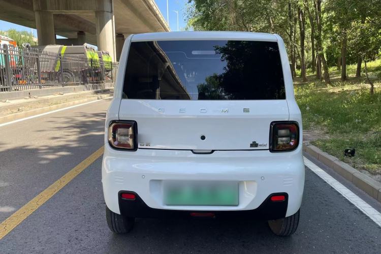 Used Geely Galaxy Panda 2023 Panda Mini 120km Cute Bear Exterior 5