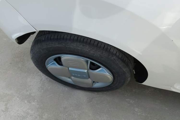Used Geely Galaxy Panda 2023 Panda Mini 200km Endurance Bear Exterior 5