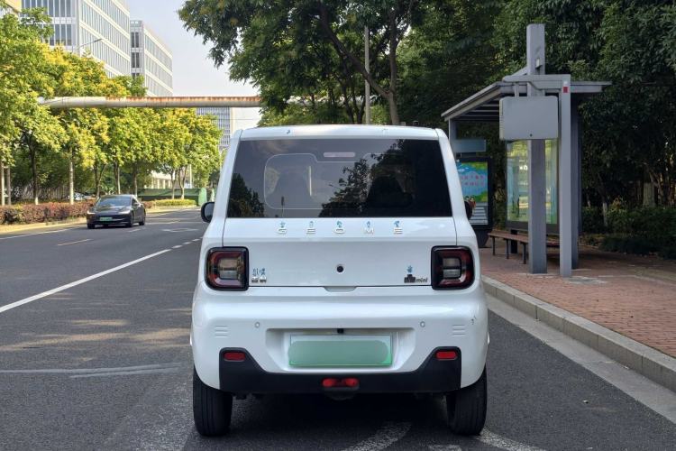 Used Geely Galaxy Panda 2023 Panda Mini 200km Endurance Bear Exterior 5