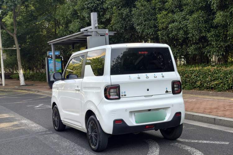 Used Geely Galaxy Panda 2023 Panda Mini 200km Endurance Bear Exterior 6