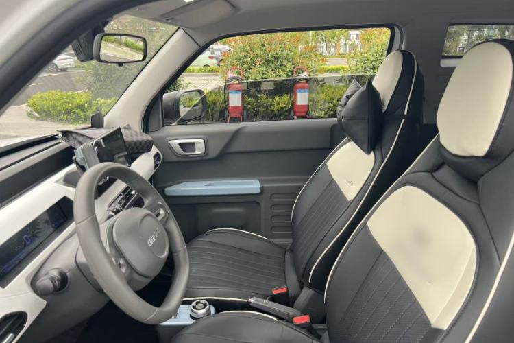 Used Geely Galaxy Panda 2023 Panda Mini 200km Endurance Bear Exterior 6