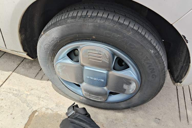 Used Geely Galaxy Panda 2023 Panda Mini 200km Endurance Bear Exterior 7