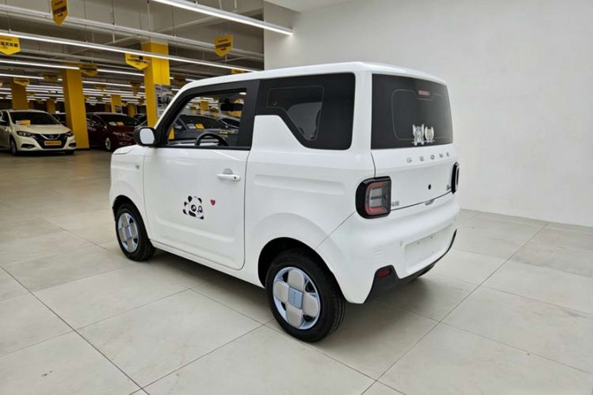 Used Geely Galaxy Panda 2023 Panda Mini 200km Endurance Bear Exterior 7
