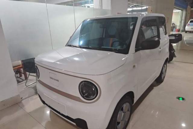 Used Geely Galaxy Panda 2023 Panda Mini 200km Endurance Bear