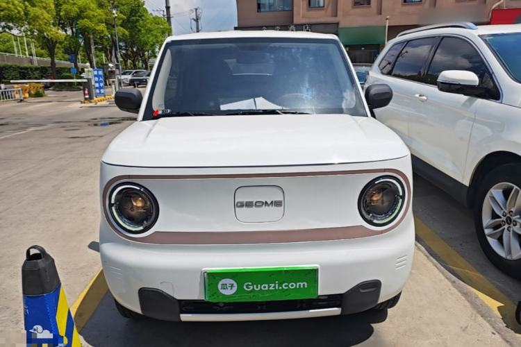 Used Geely Galaxy Panda 2023 Panda Mini 200km Endurance Bear Front