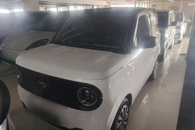 Used Geely Galaxy Panda 2023 Panda Mini 200km Endurance Bear Front