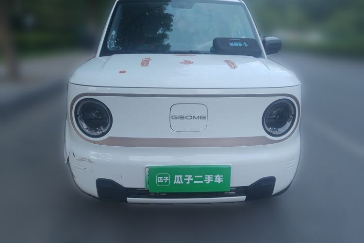 Used Geely Galaxy Panda 2023 Panda Mini 120km Super Cute Bear Front