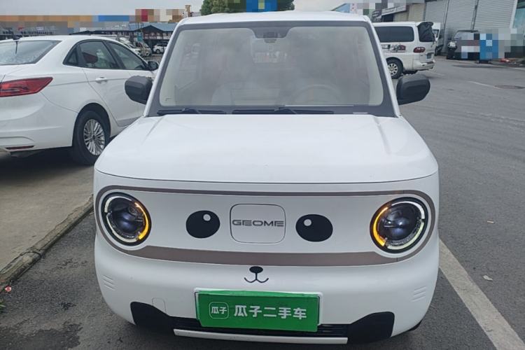 Used Geely Galaxy Panda 2023 Panda Mini 120km Super Cute Bear Front