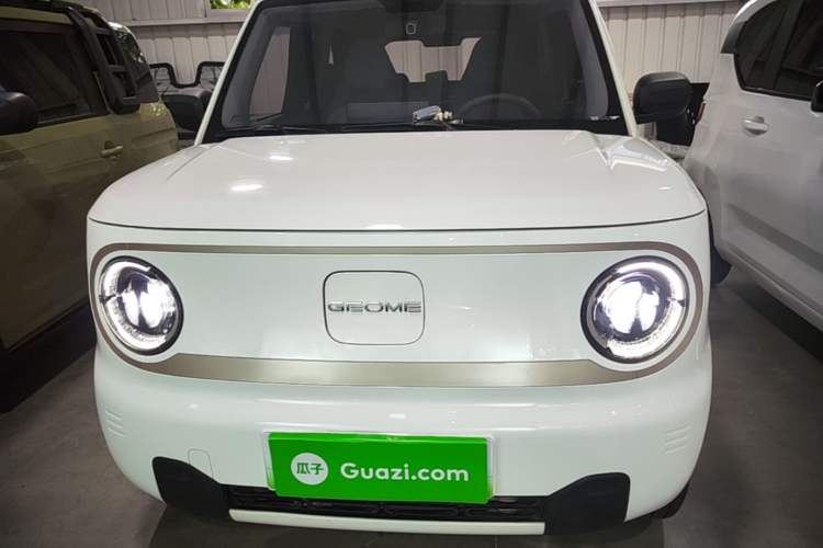 Used Geely Galaxy Panda 2023 Panda Mini 200km Endurance Bear Front