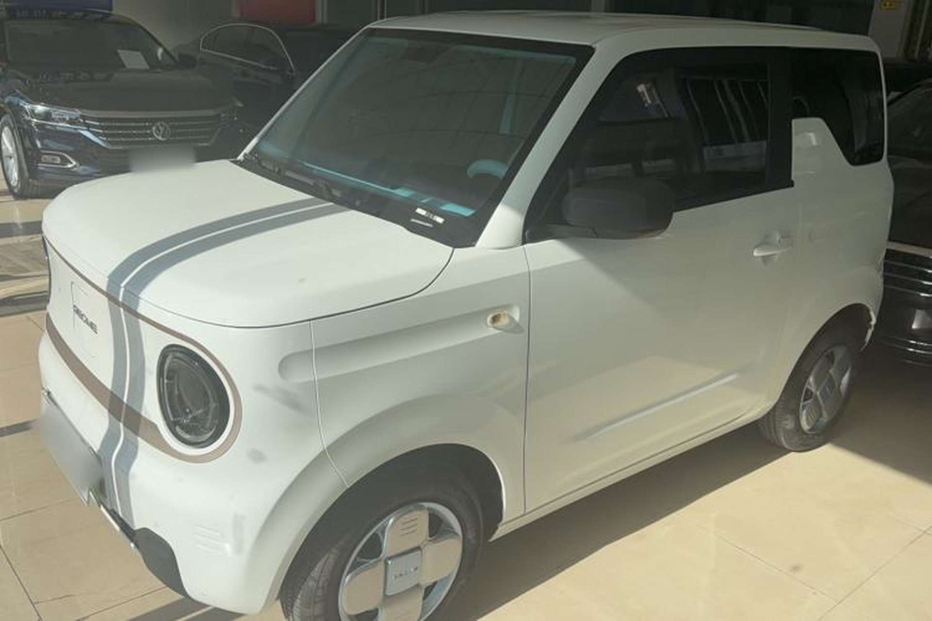 Used Geely Galaxy Panda 2023 Panda Mini 120km Super Cute Bear Front Left 45 Deg