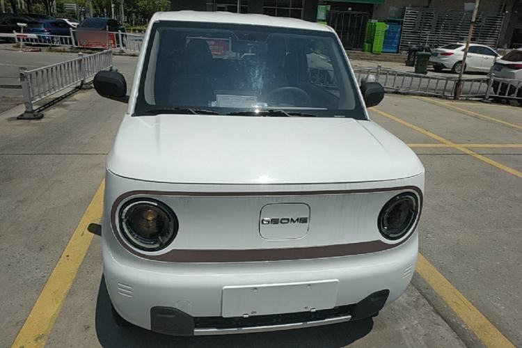 Used Geely Galaxy Panda 2023 Panda Mini 200km Endurance Bear Front