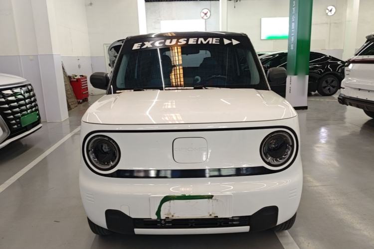 Used Geely Galaxy Panda 2023 Panda Mini 200km Endurance Bear Front