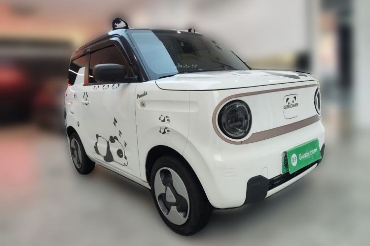 Used Geely Galaxy Panda 2023 Panda Mini 200km Dynamic Bear Front Right 45 Deg