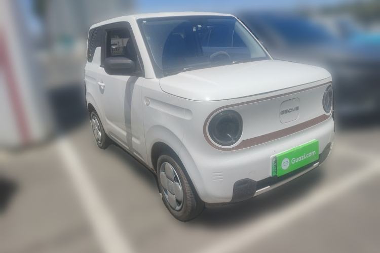 Used Geely Galaxy Panda 2023 Panda Mini 200km Endurance Bear Front Right 45 Deg