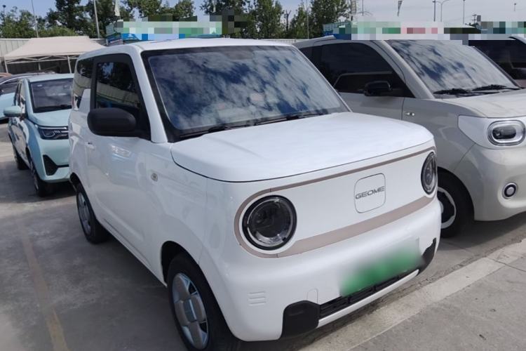 Used Geely Galaxy Panda 2023 Panda Mini 200km Endurance Bear Front Right 45 Deg