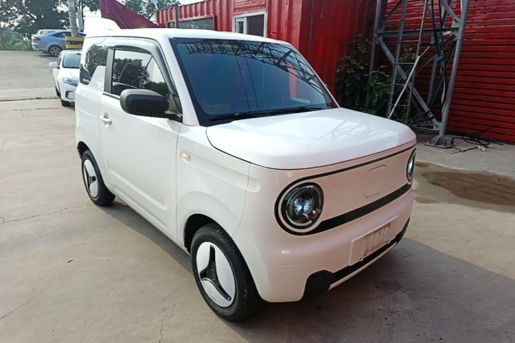 Used Geely Galaxy Panda 2023 Panda Mini 200km Endurance Bear Front Right 45 Deg