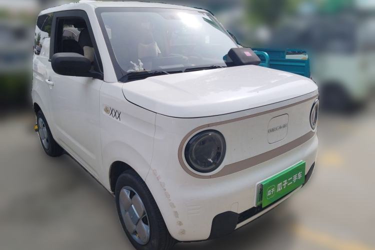Used Geely Galaxy Panda 2023 Panda Mini 200km Endurance Bear Front Right 45 Deg