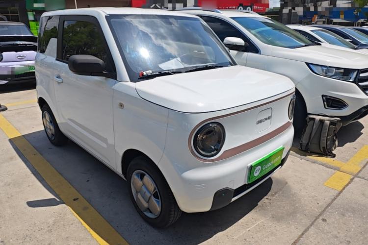 Used Geely Galaxy Panda 2023 Panda Mini 200km Endurance Bear Front Right 45 Deg