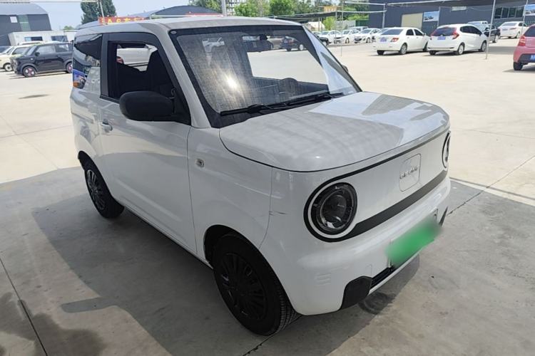 Used Geely Galaxy Panda 2023 Panda Mini 120km Super Cute Bear Front Right 45 Deg