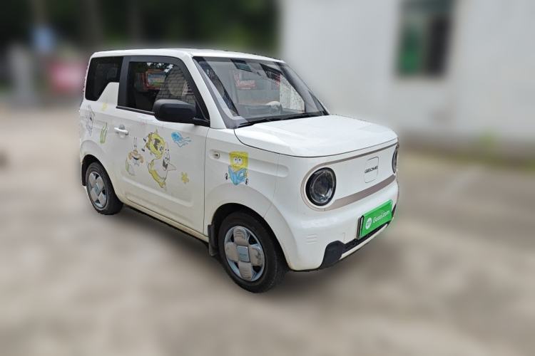 Used Geely Galaxy Panda 2023 Panda Mini 200km Endurance Bear Front Right 45 Deg