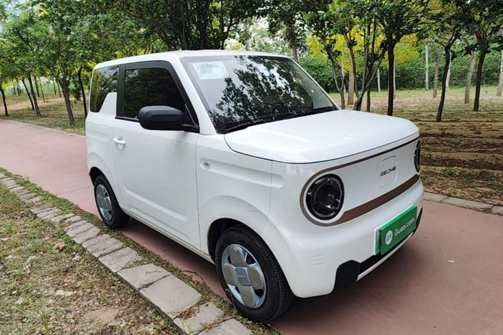 Used Geely Galaxy Panda 2023 Panda Mini 200km Endurance Bear Front Right 45 Deg