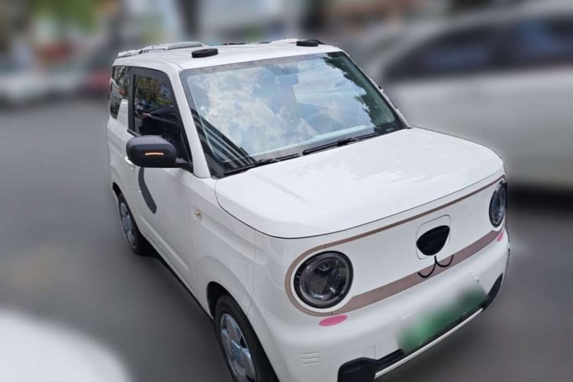 Used Geely Galaxy Panda 2023 Panda Mini 120km Cute Bear Front Right 45 Deg