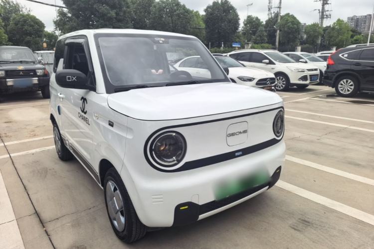 Used Geely Galaxy Panda 2023 Panda Mini 200km Endurance Bear Front Right 45 Deg