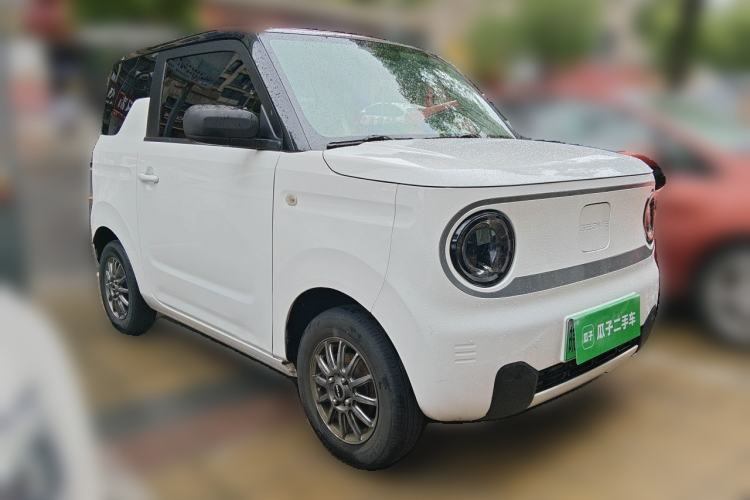 Used Geely Galaxy Panda 2023 Panda Mini 200km Endurance Bear Front Right 45 Deg
