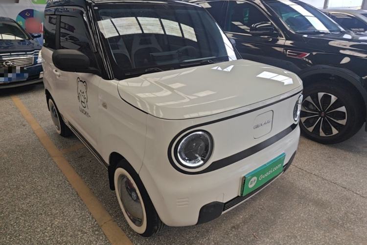 Used Geely Galaxy Panda 2023 Panda Mini 200km Endurance Bear Front Right 45 Deg