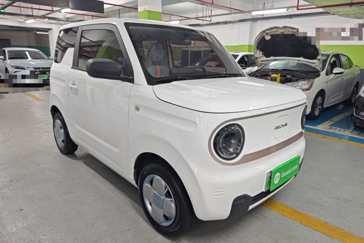 Used Geely Galaxy Panda 2023 Panda Mini 200km Endurance Bear Front Right 45 Deg