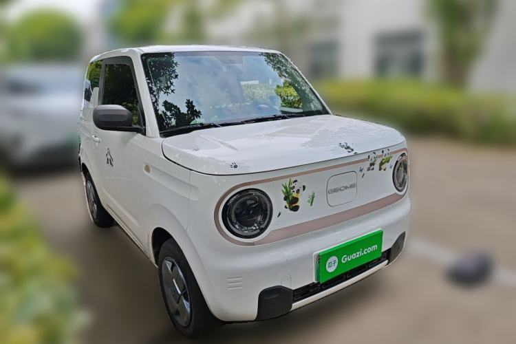 Used Geely Galaxy Panda 2023 Panda Mini 200km Endurance Bear Front Right 45 Deg