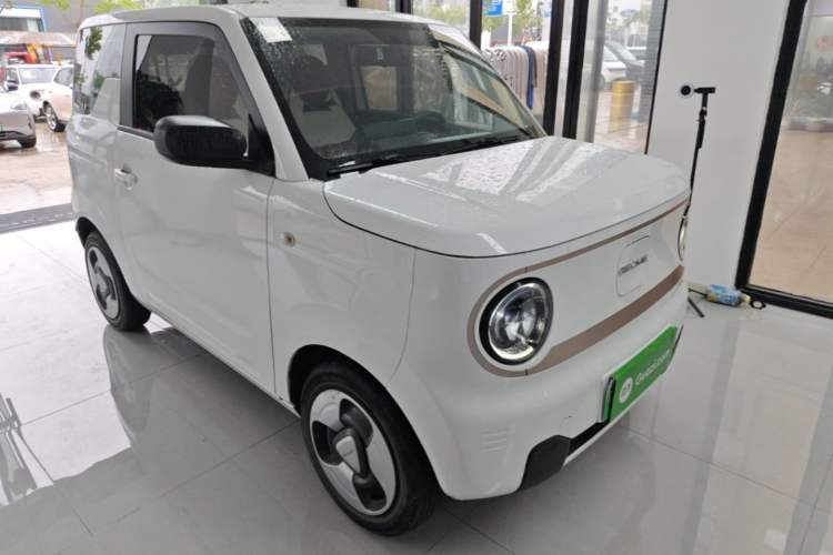 Used Geely Galaxy Panda 2023 Panda Mini 200km Dynamic Bear Front Right 45 Deg