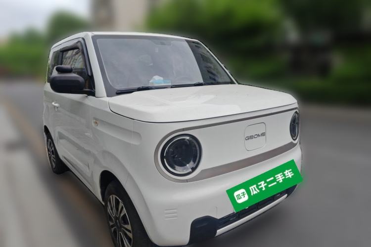 Used Geely Galaxy Panda 2023 Panda Mini 200km Endurance Bear Front Right 45 Deg