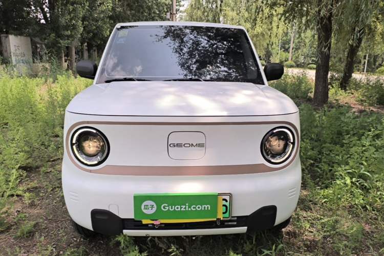 Used Geely Galaxy Panda 2023 Panda Mini 120km Asian Games Edition Front