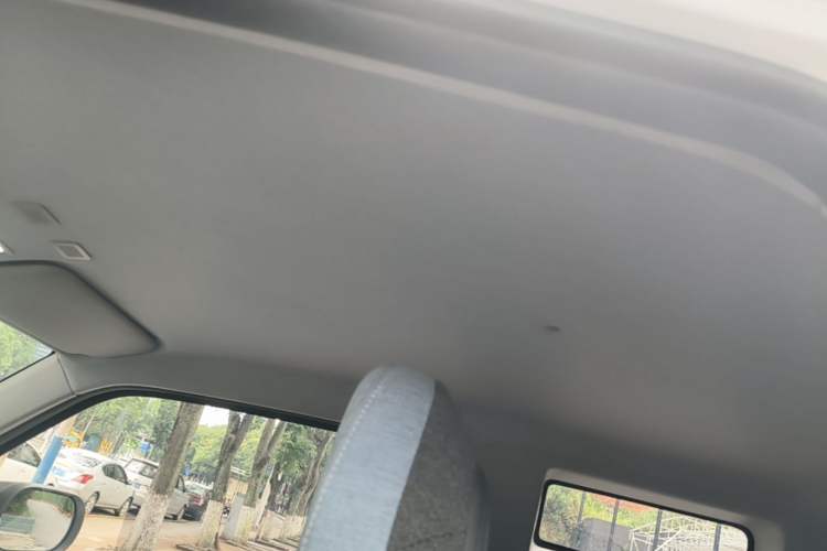 Used Geely Galaxy Panda 2023 Panda Mini 200km Endurance Bear Headliner