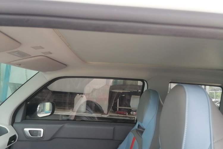 Used Geely Galaxy Panda 2023 Panda Mini 200km Dynamic Bear Headliner