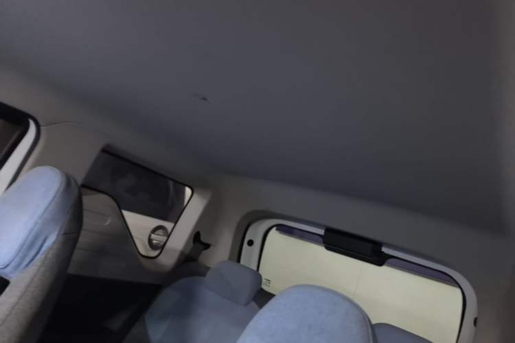 Used Geely Galaxy Panda 2023 Panda Mini 200km Endurance Bear Headliner