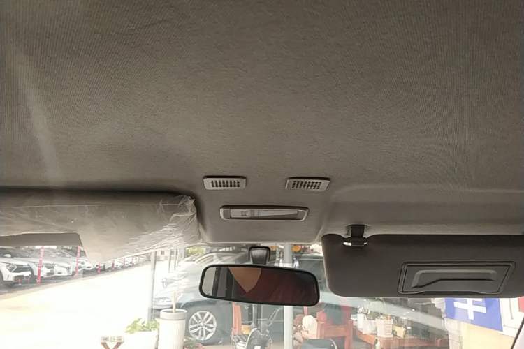 Used Geely Galaxy Panda 2023 Panda Mini 200km Endurance Bear Headliner