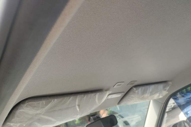 Used Geely Galaxy Panda 2023 Panda Mini 120km Super Cute Bear Headliner