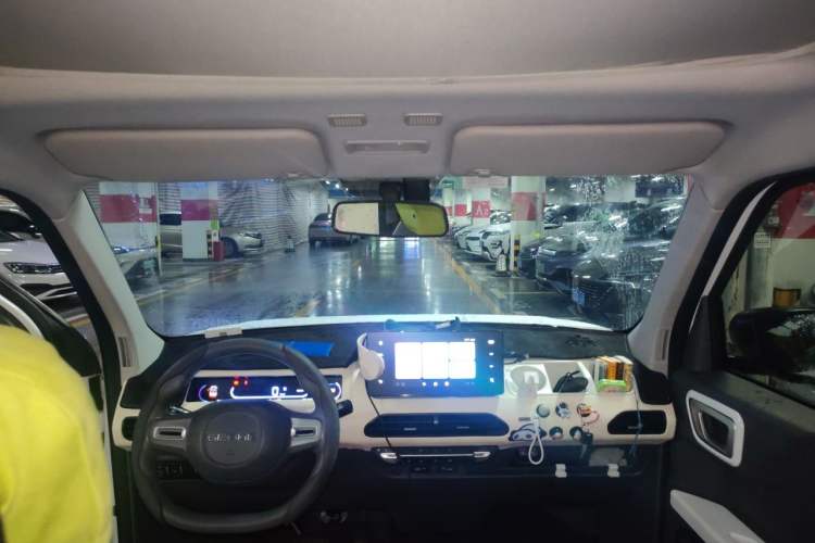 Used Geely Galaxy Panda 2023 Panda Mini 200km Dynamic Bear Headliner