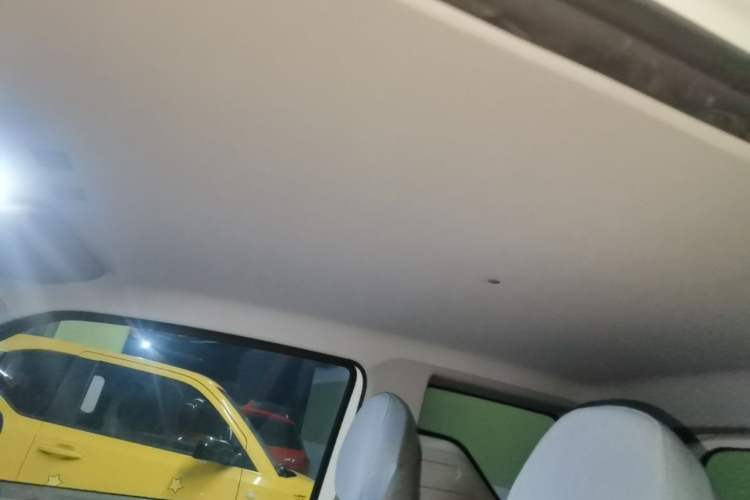 Used Geely Galaxy Panda 2023 Panda Mini 200km Endurance Bear Headliner