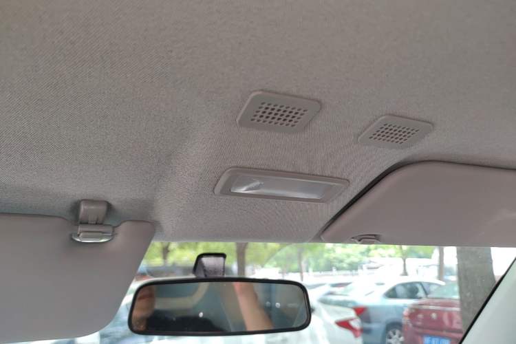 Used Geely Galaxy Panda 2023 Panda Mini 200km Endurance Bear Headliner